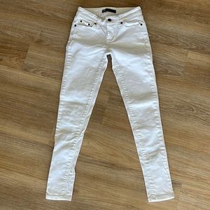 Levi’s Jeans Leggings: White color, great condition.